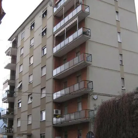 Urania House Ла-Спеція